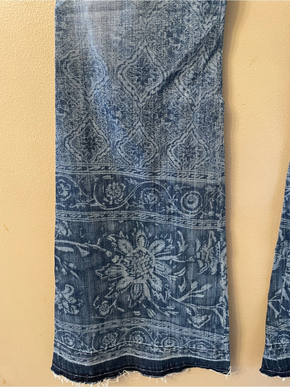 Free People/Citizens of Humanity-Women's Blue Patterned Flare Jeans - Picture 8 of 13